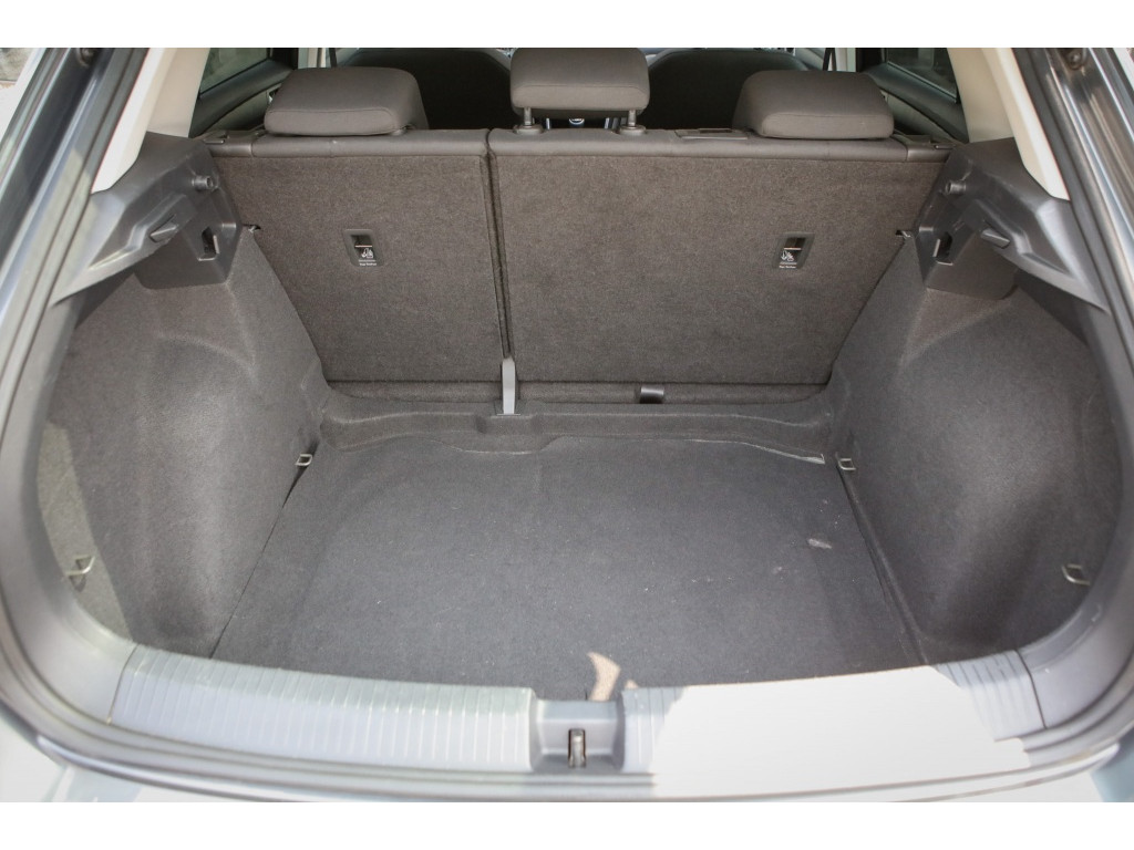 Volkswagen T-Roc 1.0 TSI Sport | Pano | 24