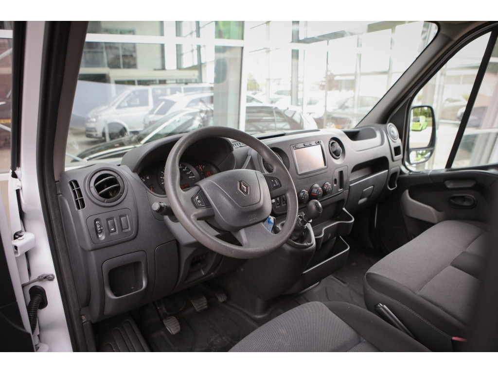 Renault Master T35 2.3 dCi L2H3 En. 2