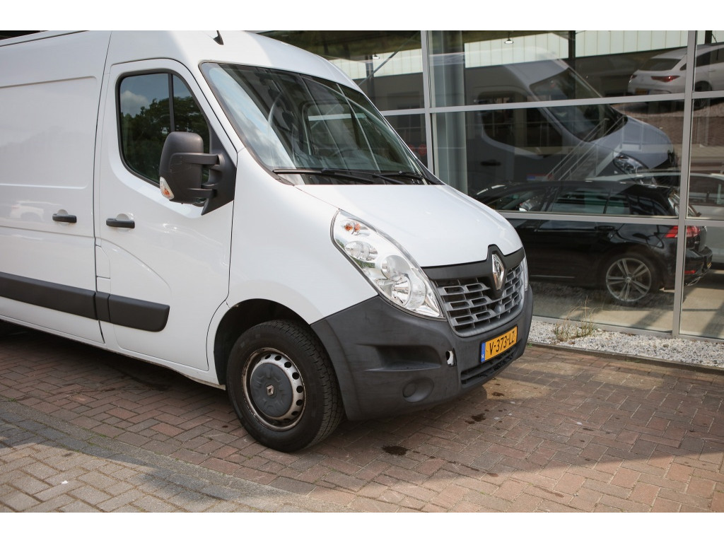 Renault Master T35 2.3 dCi L2H3 En. 21