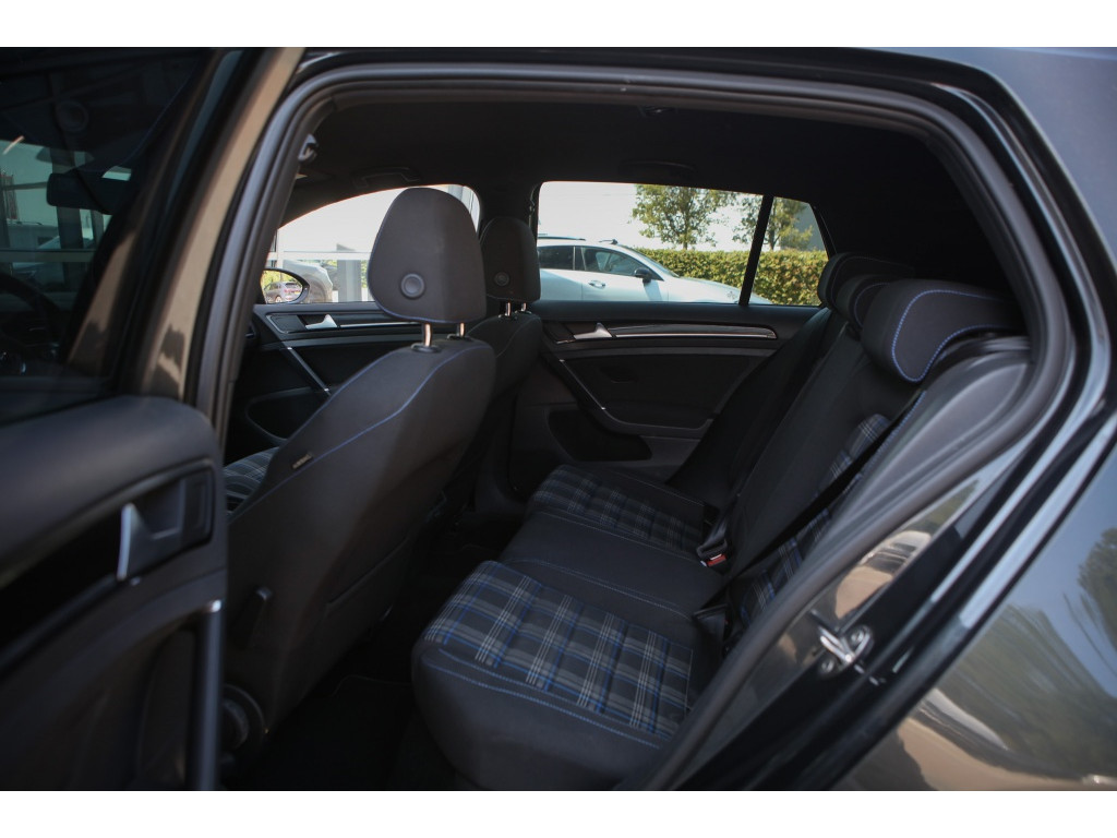 Volkswagen Golf 1.4 TSI GTE 5
