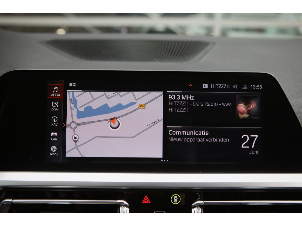 BMW 3-serie 320i High Executive 11