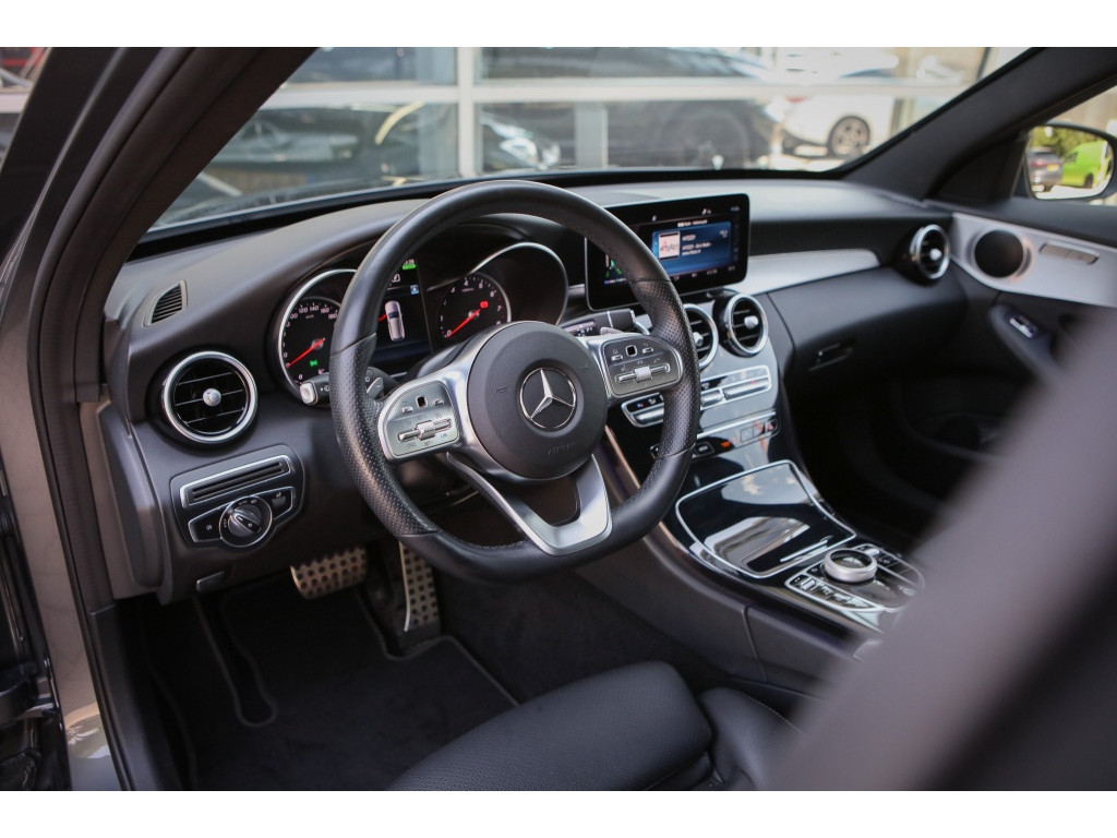 Mercedes-Benz C-Klasse Estate 300 e Bns Sol. AMG 2
