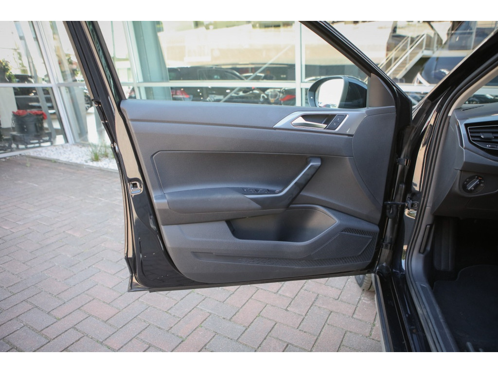 Volkswagen Taigo 1.0 TSI Life Bns 11