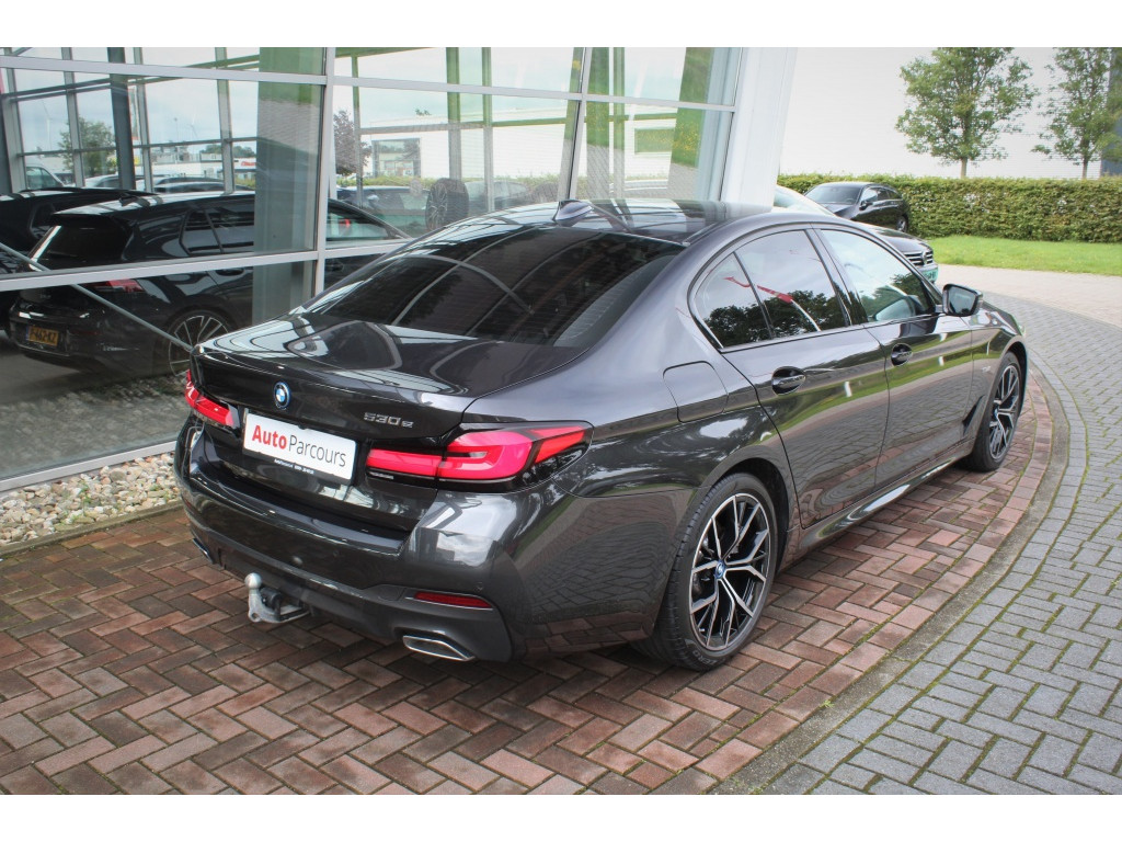 BMW 5 Serie 530e M-Sport Sedan, Adaptieve Cruise, Trekhaak, Achteruitrijcame 5