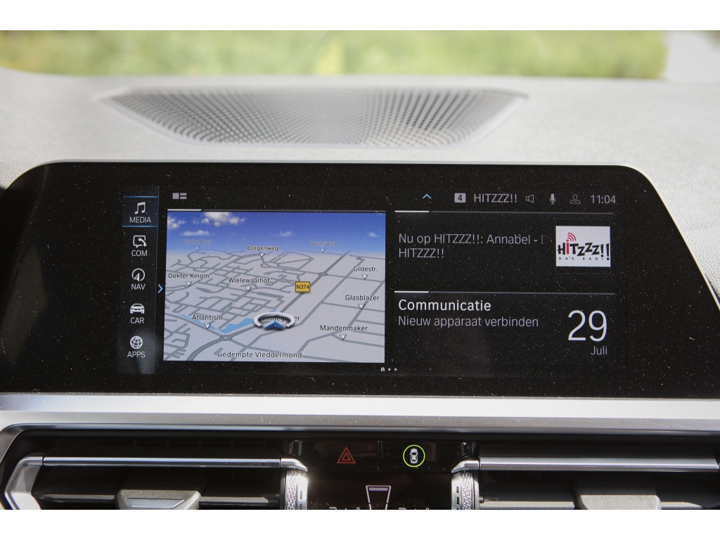BMW 3 Serie Touring 330e Sport Line 10