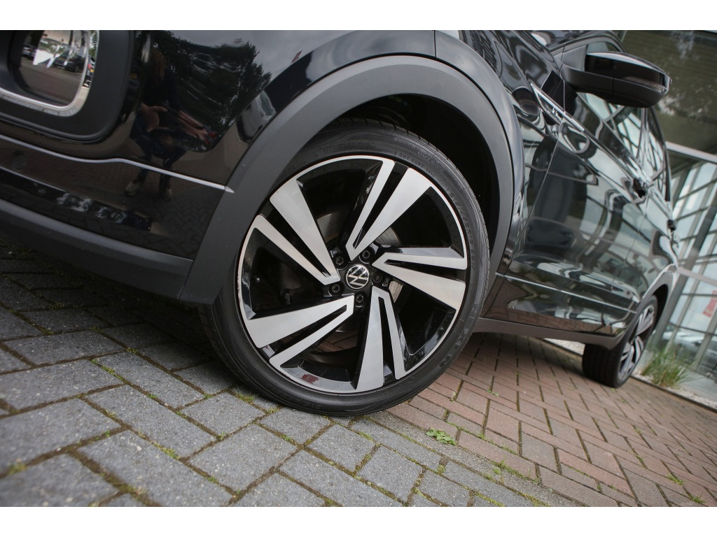 Volkswagen T-Cross 1.0 TSI R-Line 23