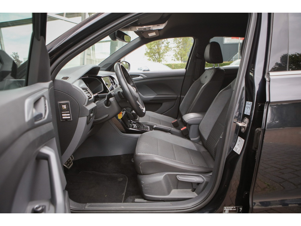 Volkswagen T-Cross 1.0 TSI R-Line 4