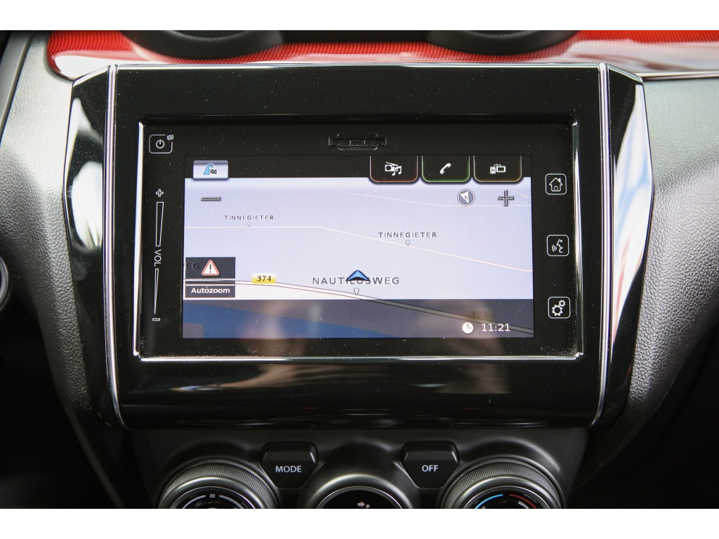 Suzuki Swift 1.4 Sport | Achteruitrijcamera | Navi | 11