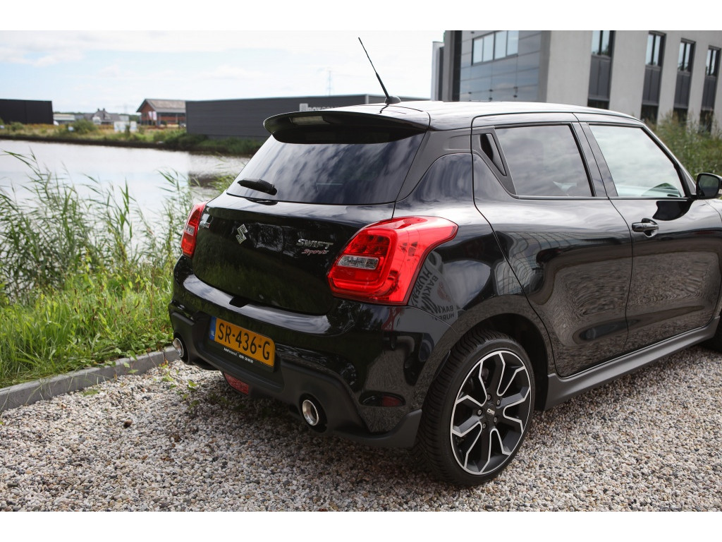 Suzuki Swift 1.4 Sport | Achteruitrijcamera | Navi | 21