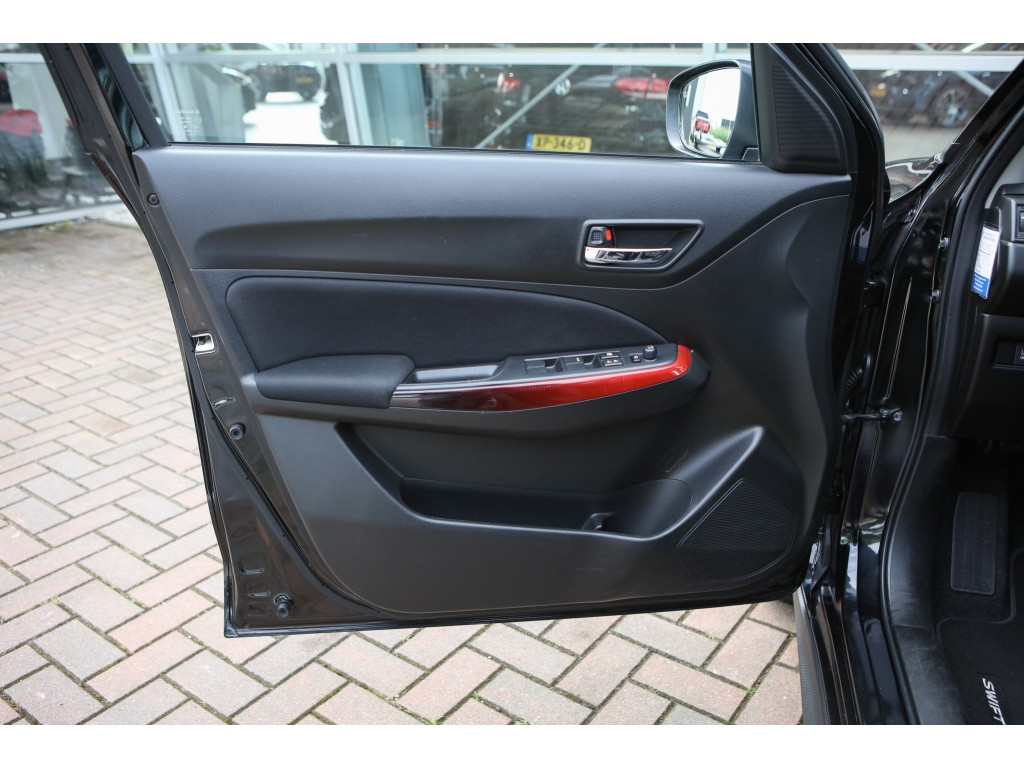 Suzuki Swift 1.4 Sport | Achteruitrijcamera | Navi | 3
