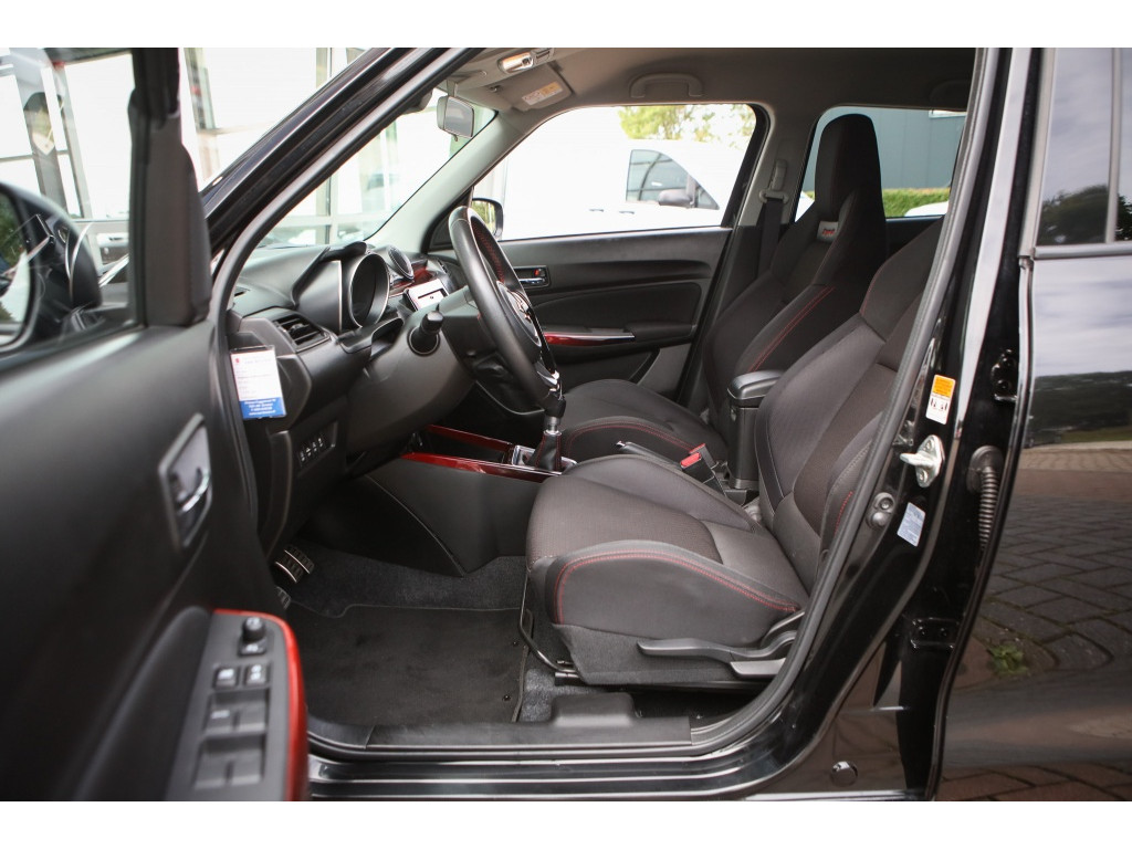 Suzuki Swift 1.4 Sport | Achteruitrijcamera | Navi | 4