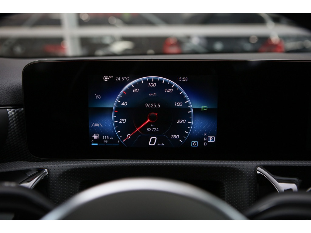 Mercedes-Benz A-Klasse 200 Premium Plus 20