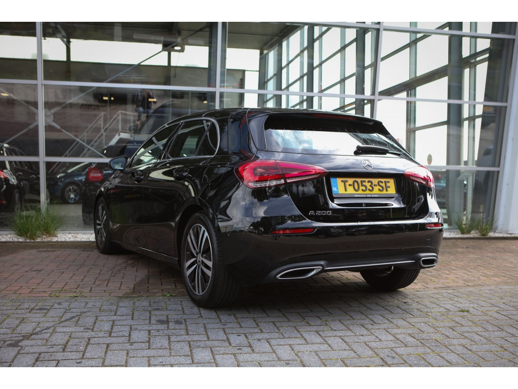 Mercedes-Benz A-Klasse 200 Premium Plus 8