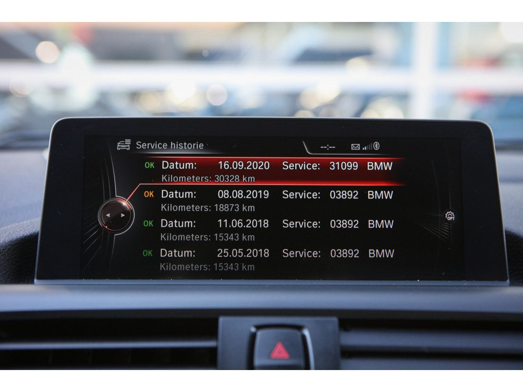 BMW 2 Serie Coupé M235i | Schuif/Kantel| Apple Carplay/Android Auto | H&K | 13