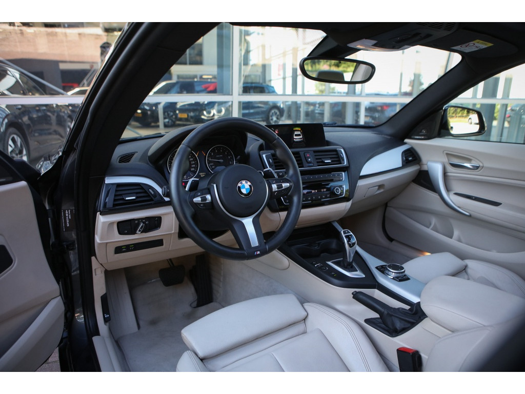 BMW 2 Serie Coupé M235i | Schuif/Kantel| Apple Carplay/Android Auto | H&K | 2