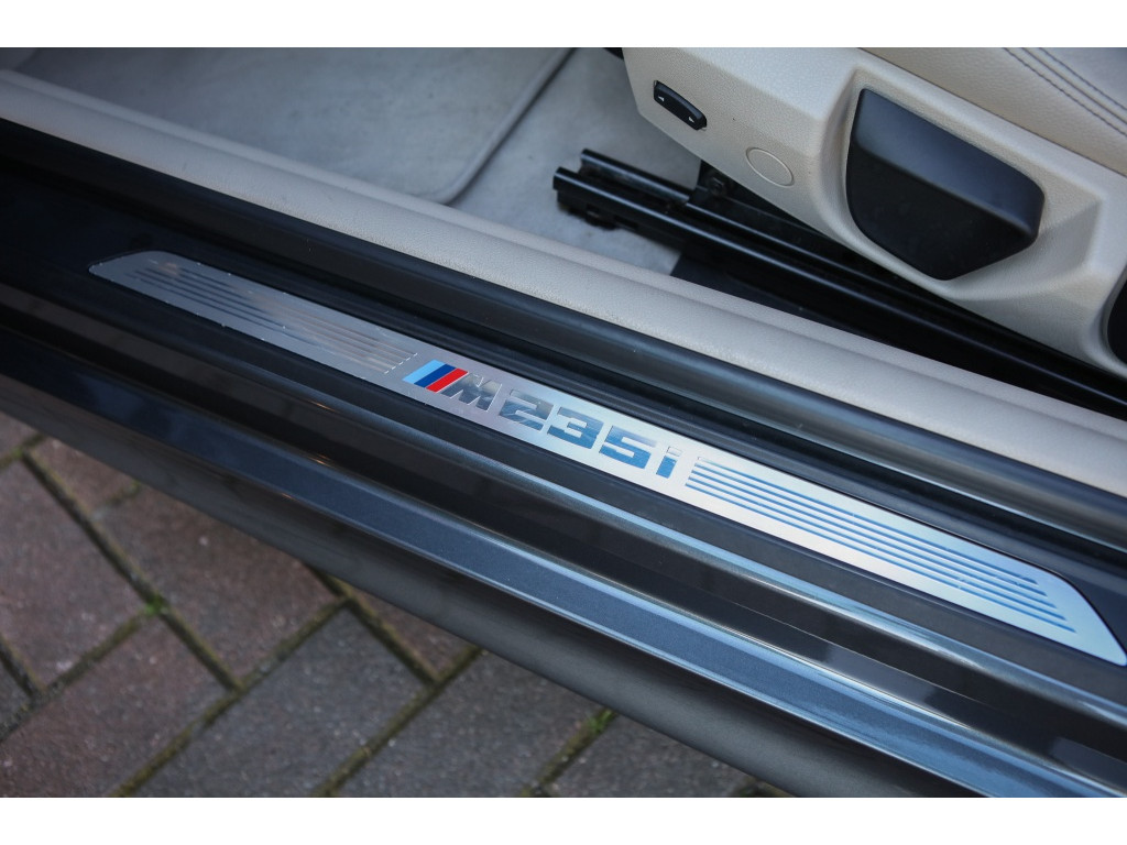 BMW 2 Serie Coupé M235i | Schuif/Kantel| Apple Carplay/Android Auto | H&K | 6