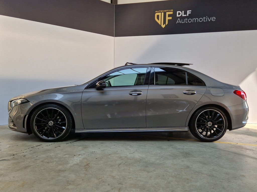 Mercedes-Benz A-klasse 180 Business Solution AMG 1