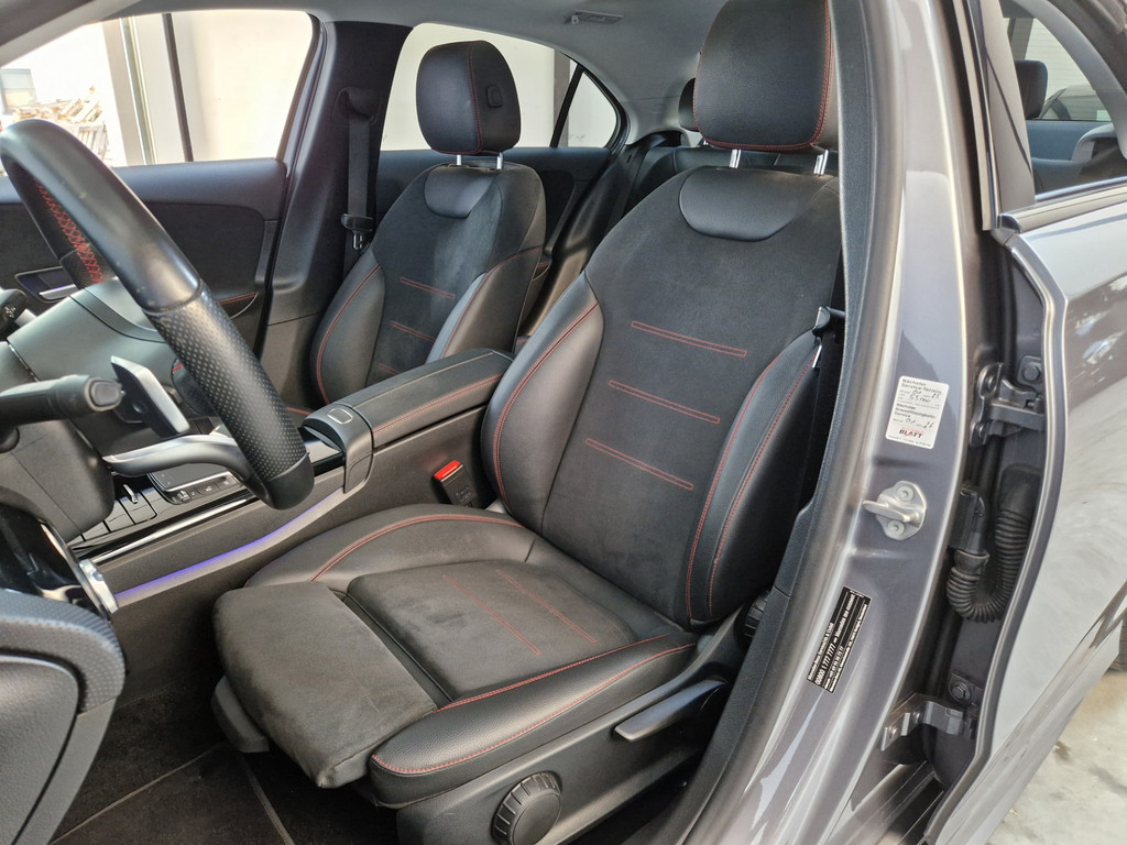 Mercedes-Benz A-klasse 180 Business Solution AMG 10