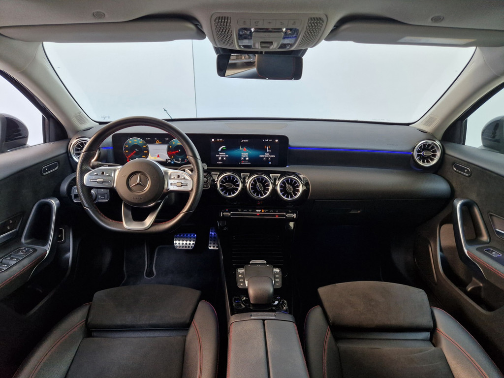 Mercedes-Benz A-klasse 180 Business Solution AMG 11