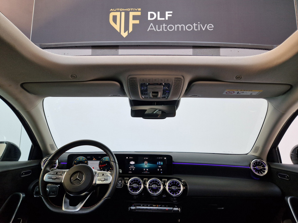 Mercedes-Benz A-klasse 180 Business Solution AMG 21