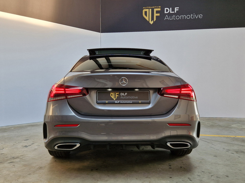 Mercedes-Benz A-klasse 180 Business Solution AMG 3