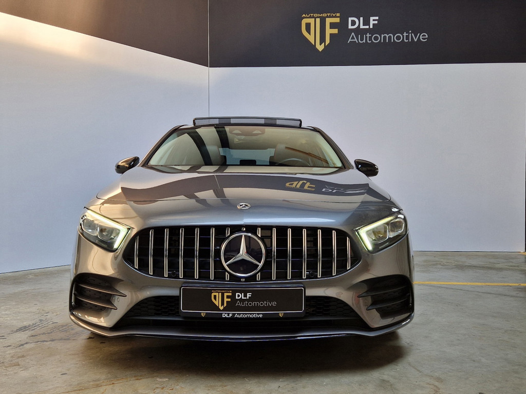 Mercedes-Benz A-klasse 180 Business Solution AMG 4