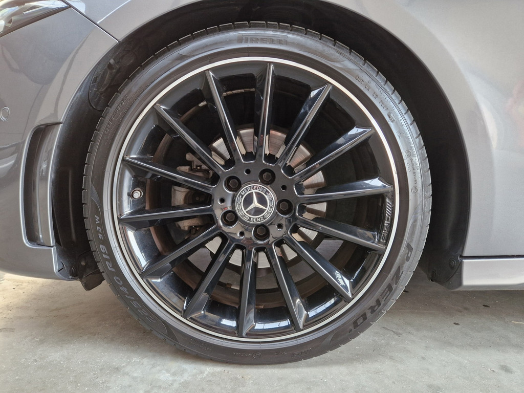 Mercedes-Benz A-klasse 180 Business Solution AMG 7