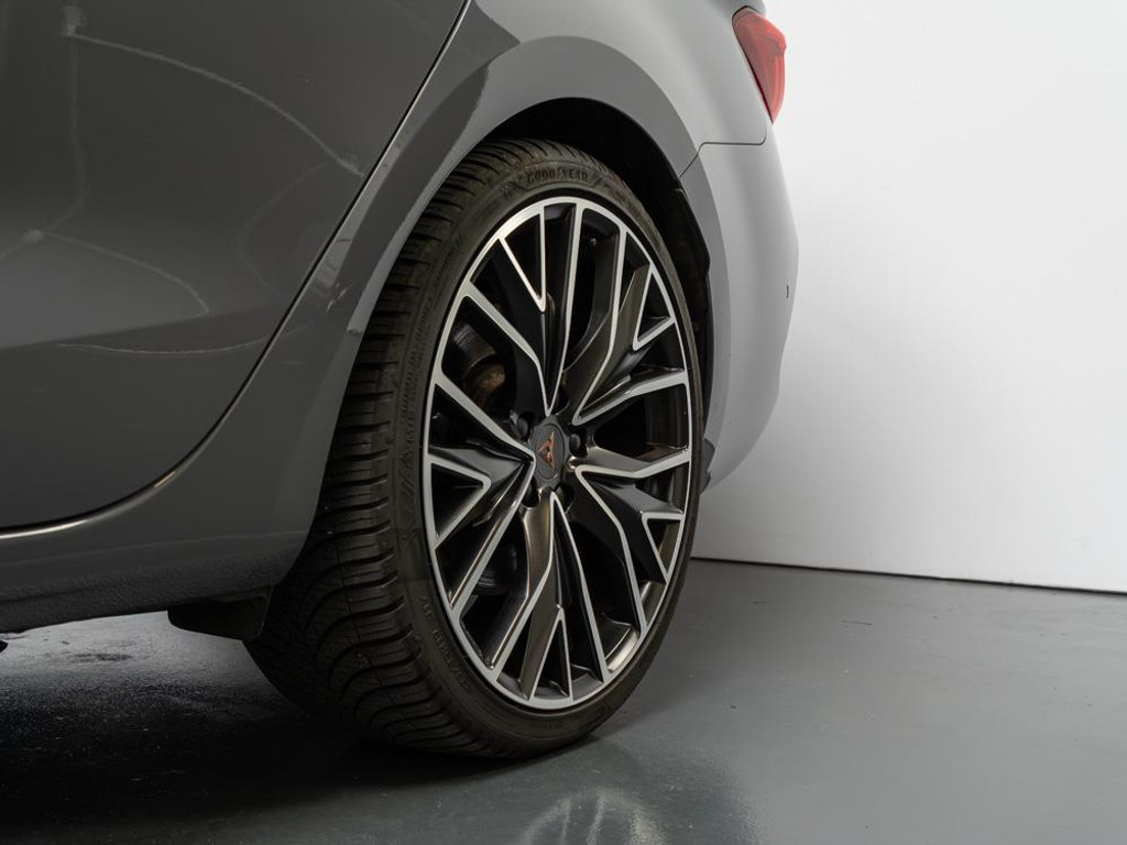 Cupra Leon Sportstourer 1.4 E-Hybrid VZ Performance 16