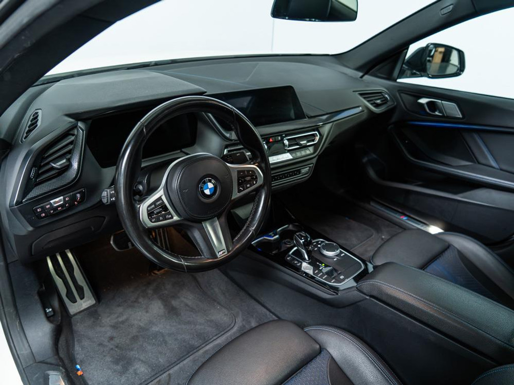 BMW 2-serie Gran Coupé 218i M Sport Edition 10