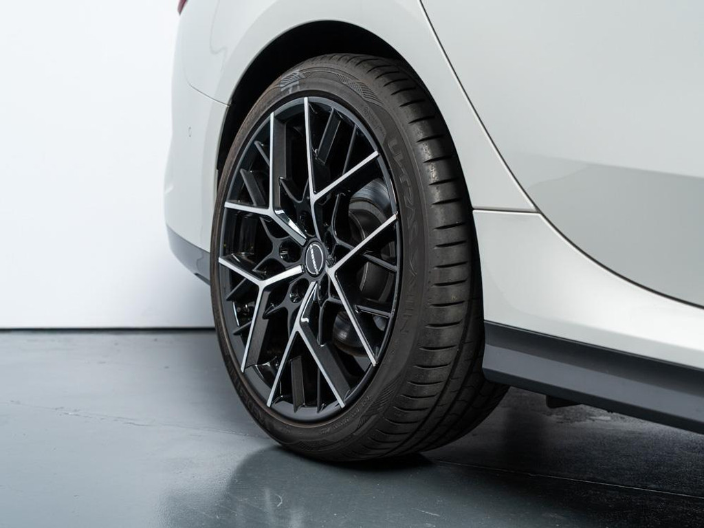 BMW 2-serie Gran Coupé 218i M Sport Edition 18