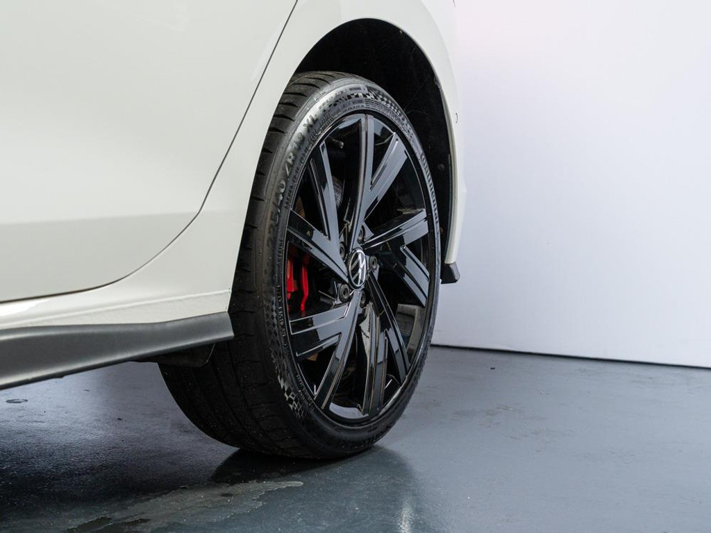 Volkswagen Golf 1.4 eHybrid GTE 24