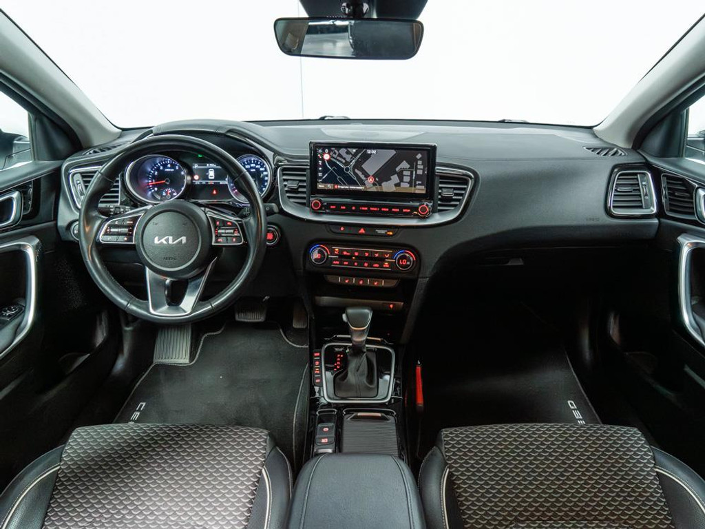 Kia Ceed Sportswagon 1.5 T-GDi MHEV DynamicPlusLine 10