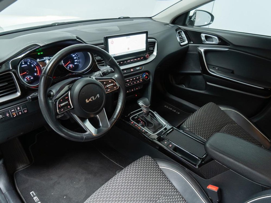 Kia Ceed Sportswagon 1.5 T-GDi MHEV DynamicPlusLine 9