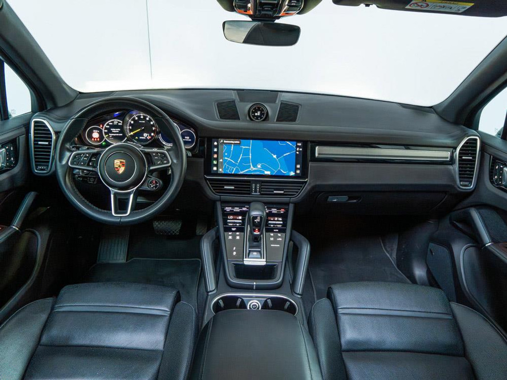 Porsche Cayenne 3.0 E-Hybrid Platinum Edition | Bose |Sport Chrono|Full-Option 11