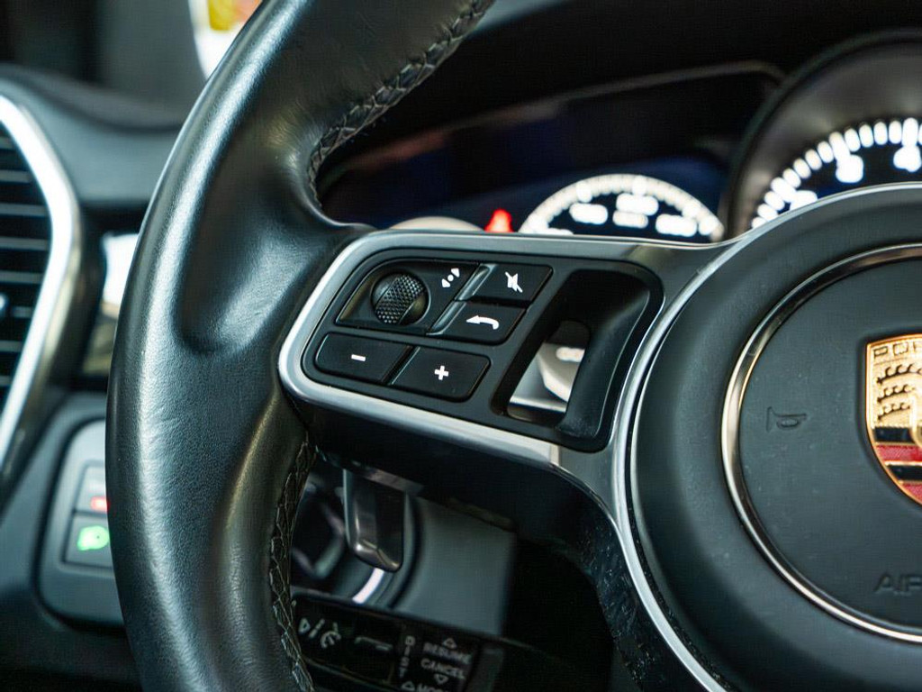 Porsche Cayenne 3.0 E-Hybrid Platinum Edition | Bose |Sport Chrono|Full-Option 14