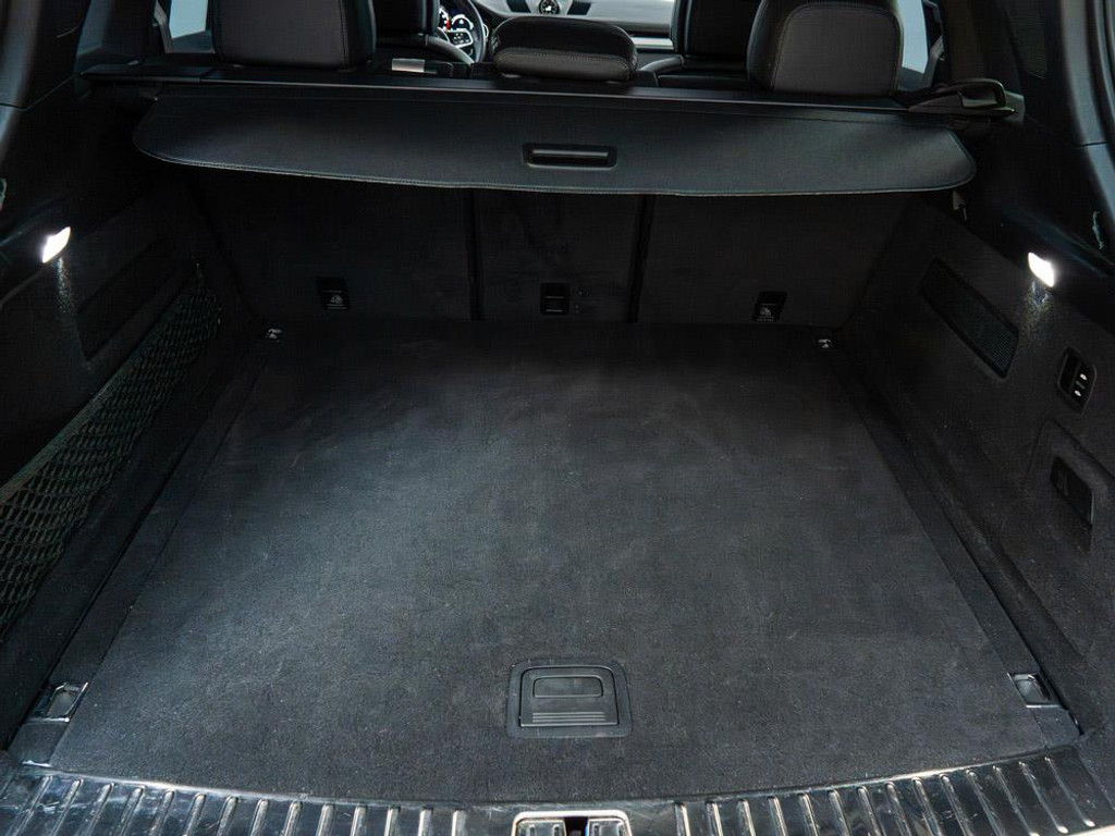 Porsche Cayenne 3.0 E-Hybrid Platinum Edition | Bose |Sport Chrono|Full-Option 29