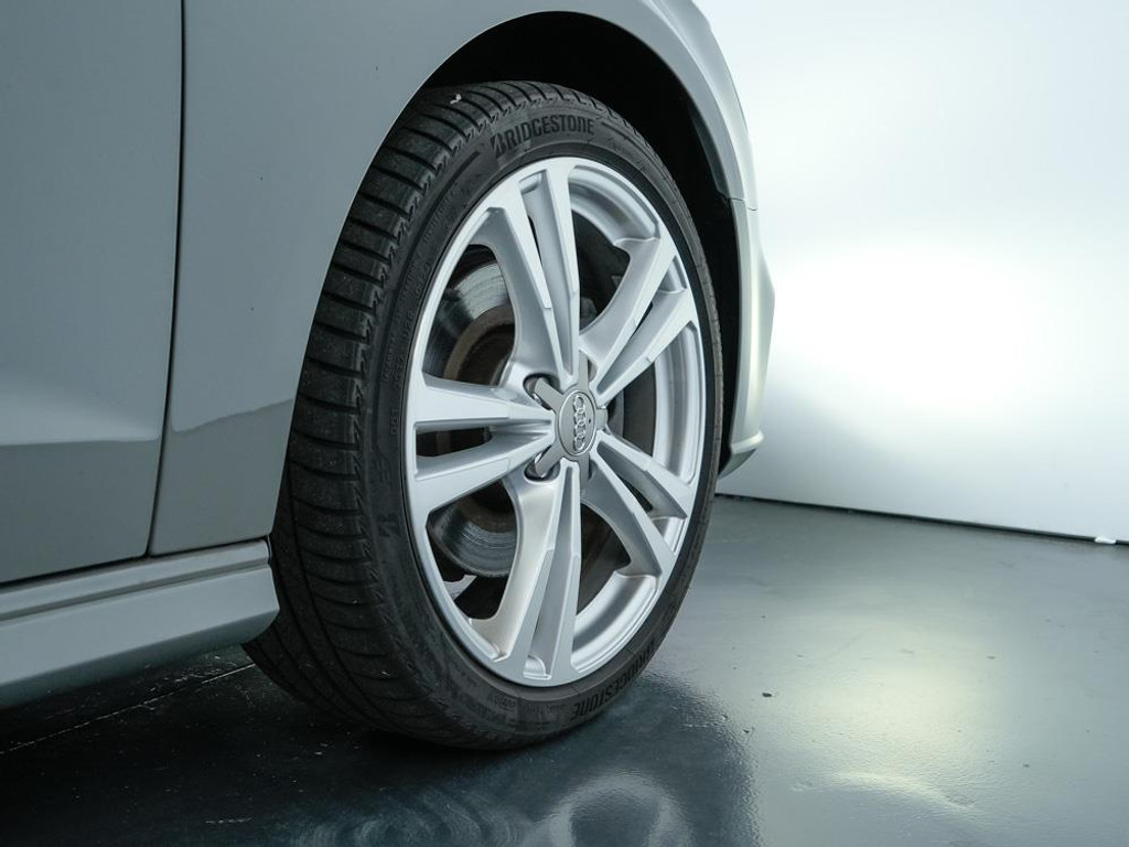 Audi A3 Sportback 40 e-tron S-Line | Panodak | B&O Audio 24