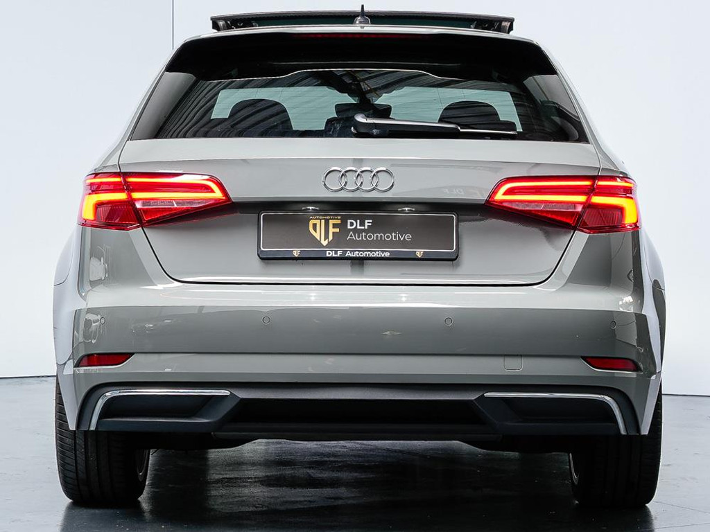 Audi A3 Sportback 40 e-tron S-Line | Panodak | B&O Audio 3