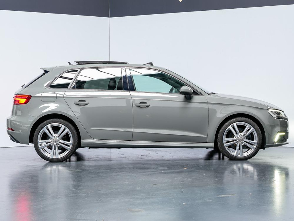 Audi A3 Sportback 40 e-tron S-Line | Panodak | B&O Audio 5