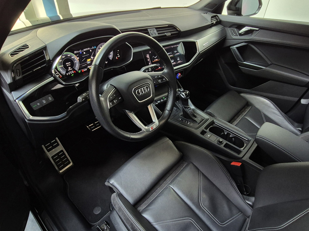 Audi Q3 45 TFSI e Business Edition S-Line | Pano | Leder 10