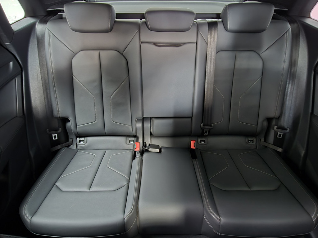 Audi Q3 45 TFSI e Business Edition S-Line | Pano | Leder 19