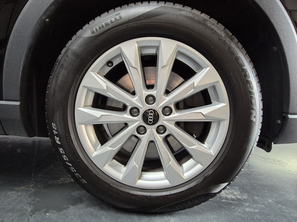 Audi Q3 45 TFSI e Business Edition S-Line | Pano | Leder 24