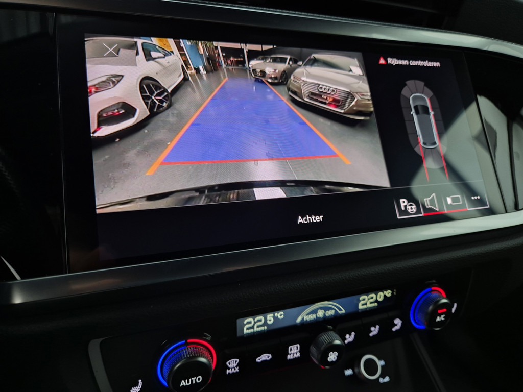 Audi Q3 45 TFSI e Business Edition S-Line | Pano | Leder 25