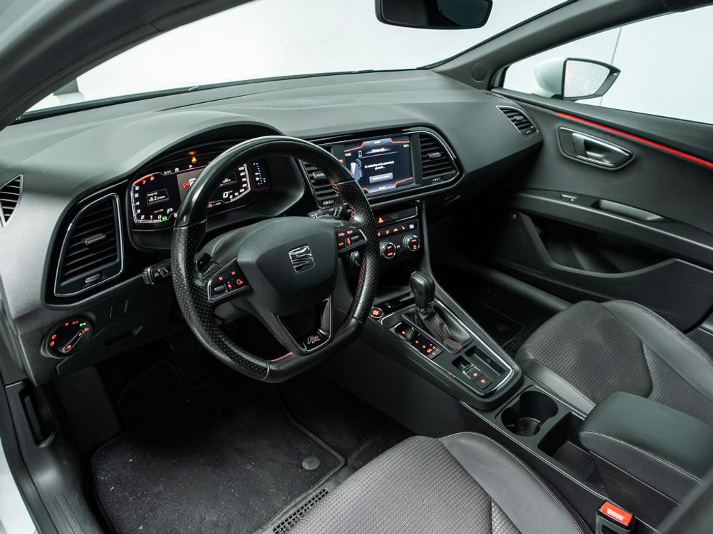 Seat Leon 1.5 TSI FR Business Intense 10