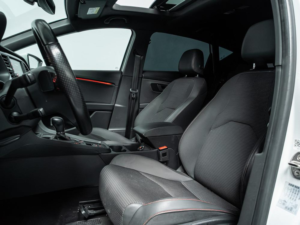 Seat Leon 1.5 TSI FR Business Intense 9