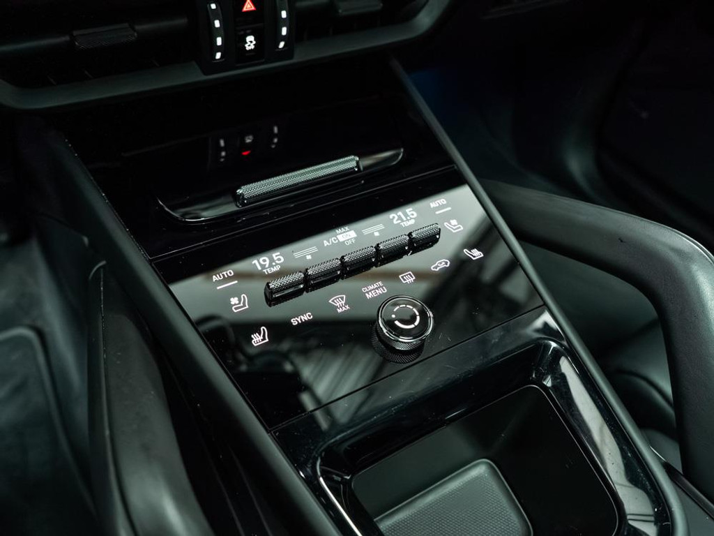 Porsche Cayenne Coupé 3.0 E-Hybrid |Bose | Sport-Chrono | Memory 15