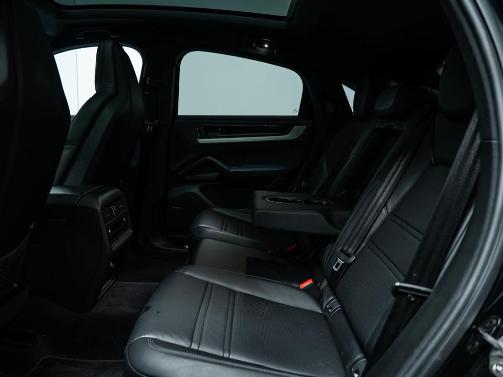 Porsche Cayenne Coupé 3.0 E-Hybrid |Bose | Sport-Chrono | Memory 21