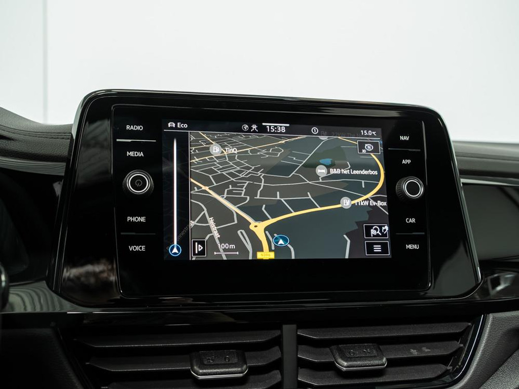 Volkswagen T-Roc 1.5 TSI 3 x R-Line Business+ | Massage | Black Style 21