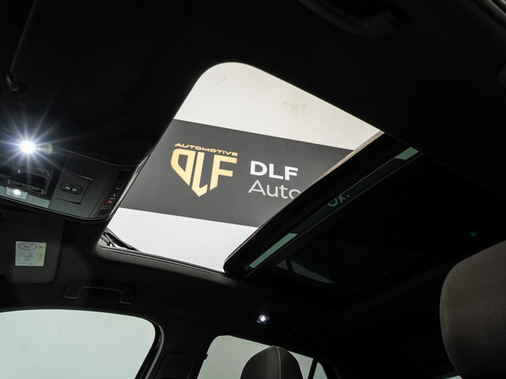 Volkswagen T-Roc 1.5 TSI 3 x R-Line Business+ | Massage | Black Style 8