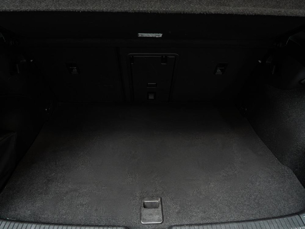 Volkswagen Golf GTE | 245PK | Pano | Matrix-LED 26
